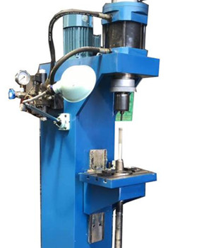 國內(nèi)鉚接機廠家哪家好？