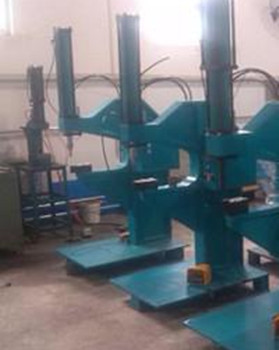 寧波買一臺(tái)鉚接機(jī)需要多少錢？