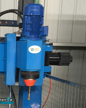 制作鉚接機(jī)鉚頭需要注意哪些要點(diǎn)？