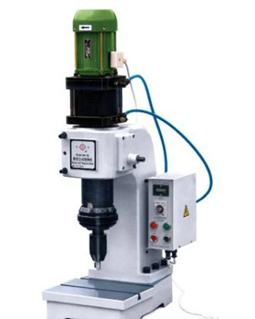 如何選擇滿意的液壓鉚接機(jī)廠家？