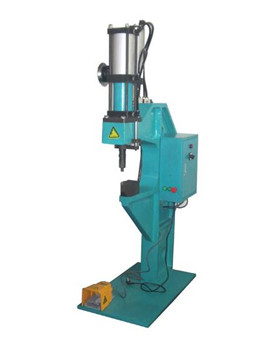 氣壓鉚接機的日常檢查與保護(hù)